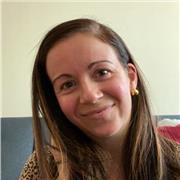 Profesora de Comunicaciones, Oratoria y Redes Sociales